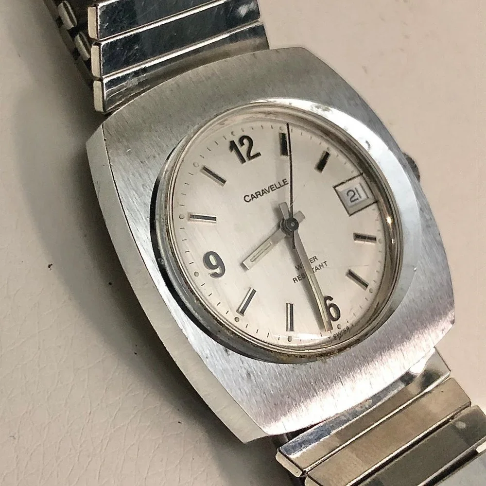 Caravelle MCM Vtg Men's Modernist Watch